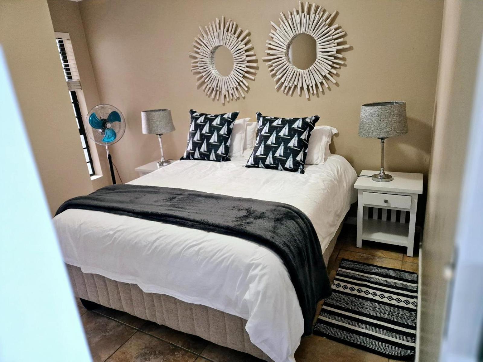 The View At Whale Cove De Kelders Apartment Bagian luar foto